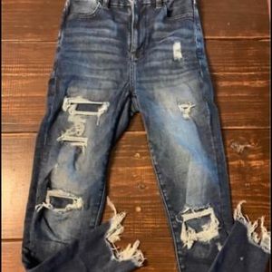 Women’s American Eagle Distressed Jeans